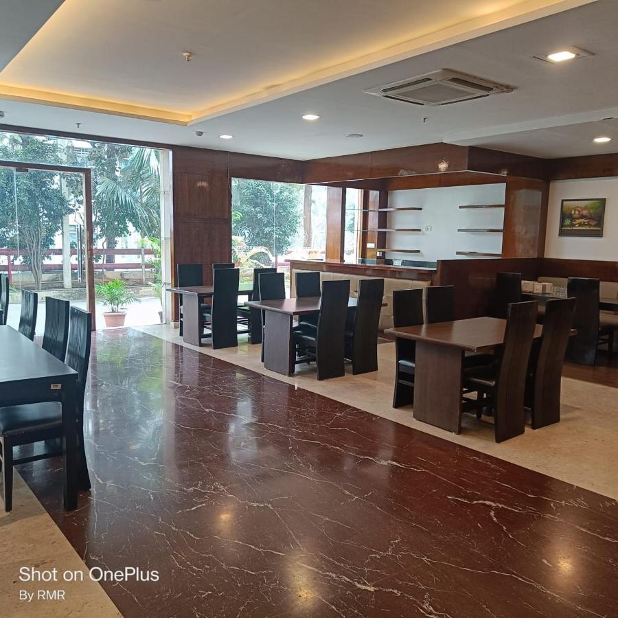 Astra Hotels & Suites Whitefield Near To Nallurahalli Metro Station And Ktpo Bangalore Esterno foto
